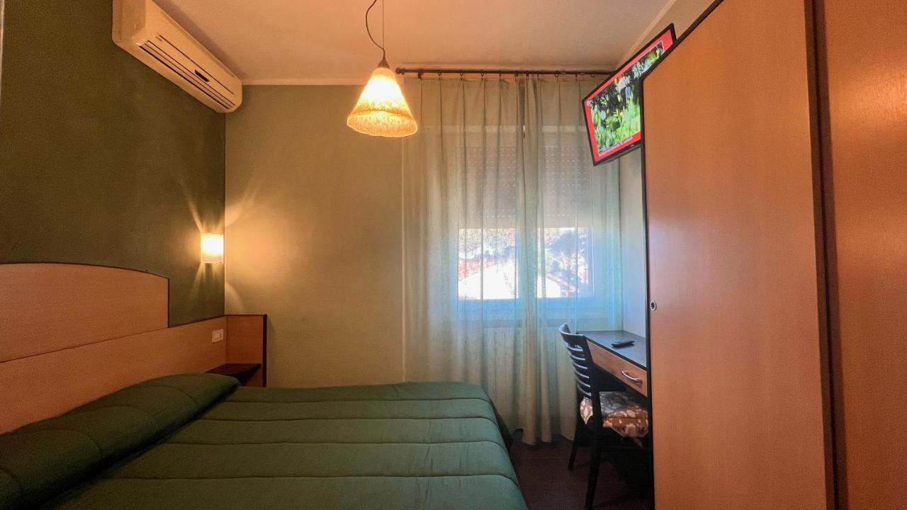 Hotel Il Cavaliere Nero Тиррения Экстерьер фото